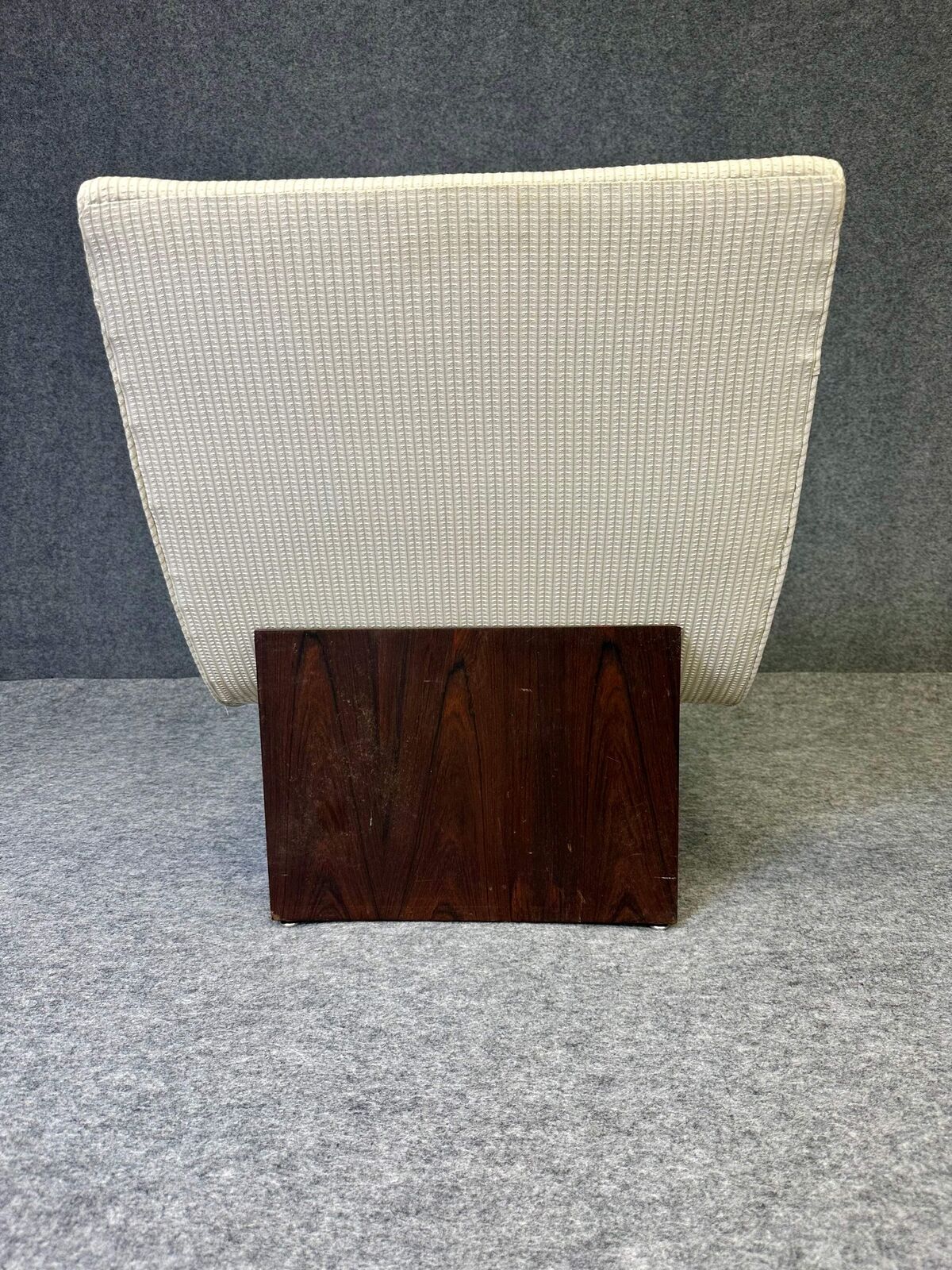 Milo Baughman Rosewood Base Scoop Chair