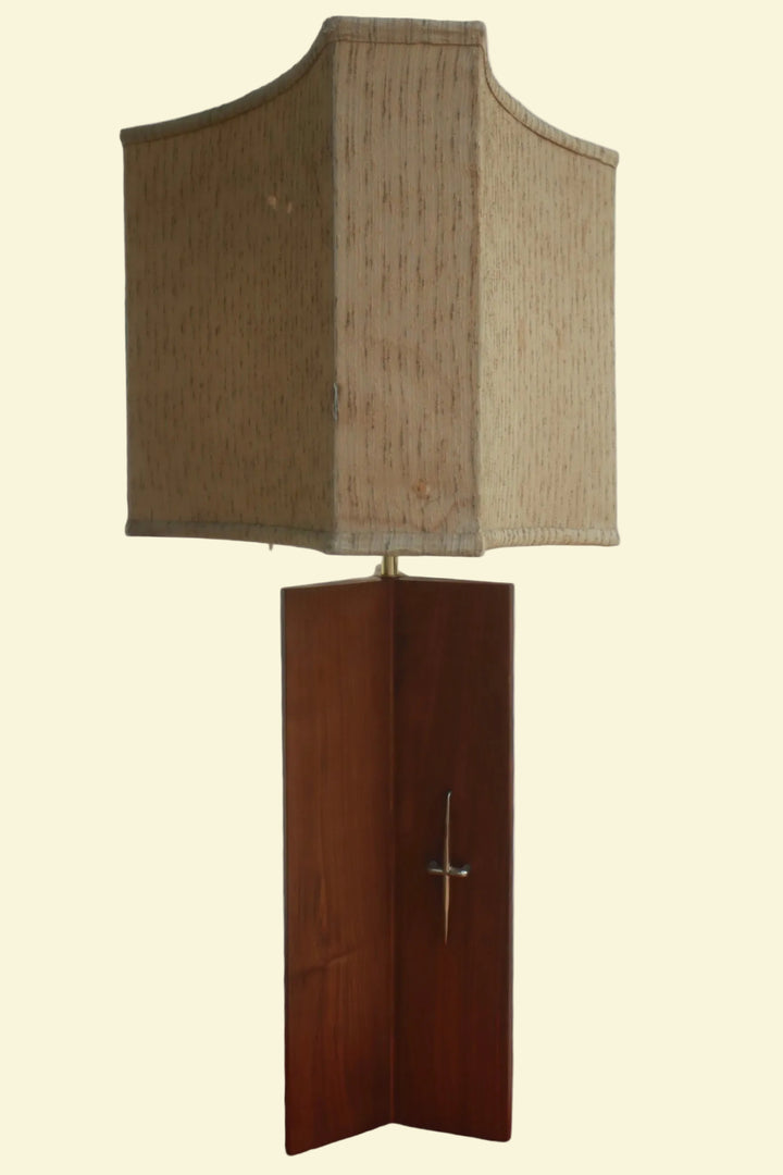 MCM-105 Paul McCobb Pomona Tile and Walnut Table Lamp