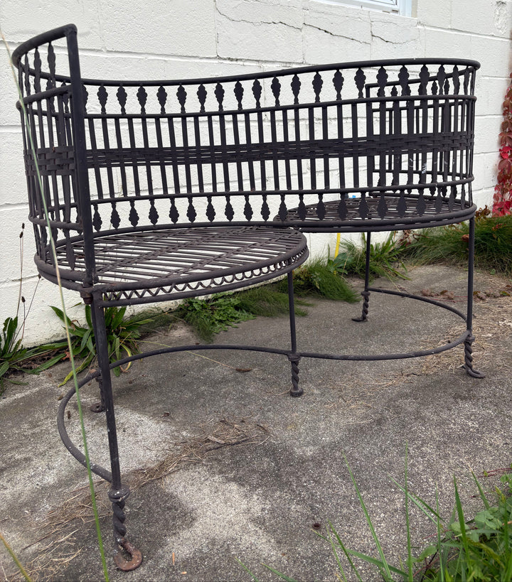 FUR-191 French Wrought Iron Tête-à-Tête Garden Bench, Early 20th Century