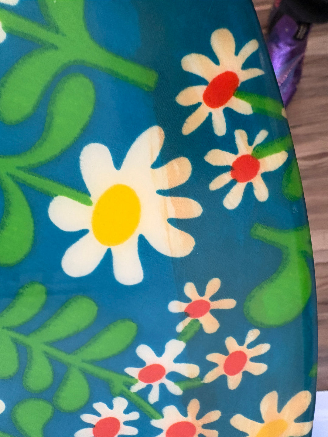 FUR-193 Pop Art Daisy Print &amp; Chrome Side Table with Hoof Feet, c.1960s–70s