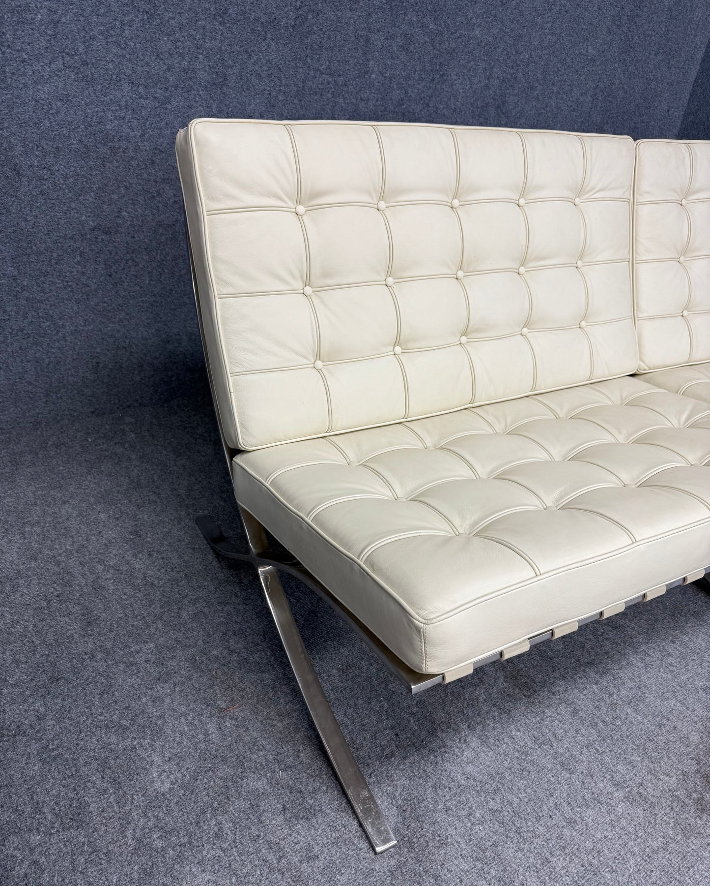 Barcelona Style Loveseat– Mies van der Rohe Style