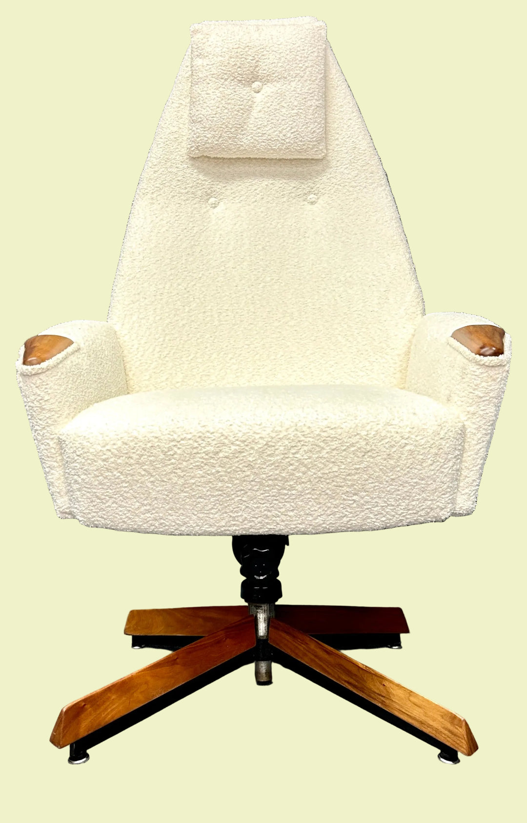 FUR-172 Adrian Pearsall Swivel Lounge Chair