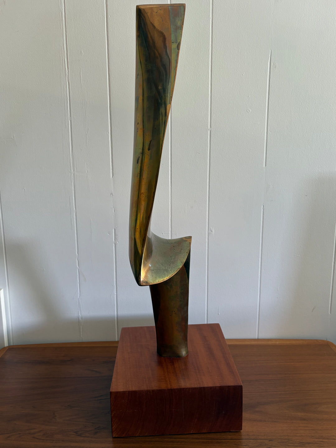MCM-074 Leonardo Nierman (1932–2023) — "Flame," Polished Bronze Sculpture on Wooden Base, Edition 6/6, 32.5" H, Signed, Mexican Modernist